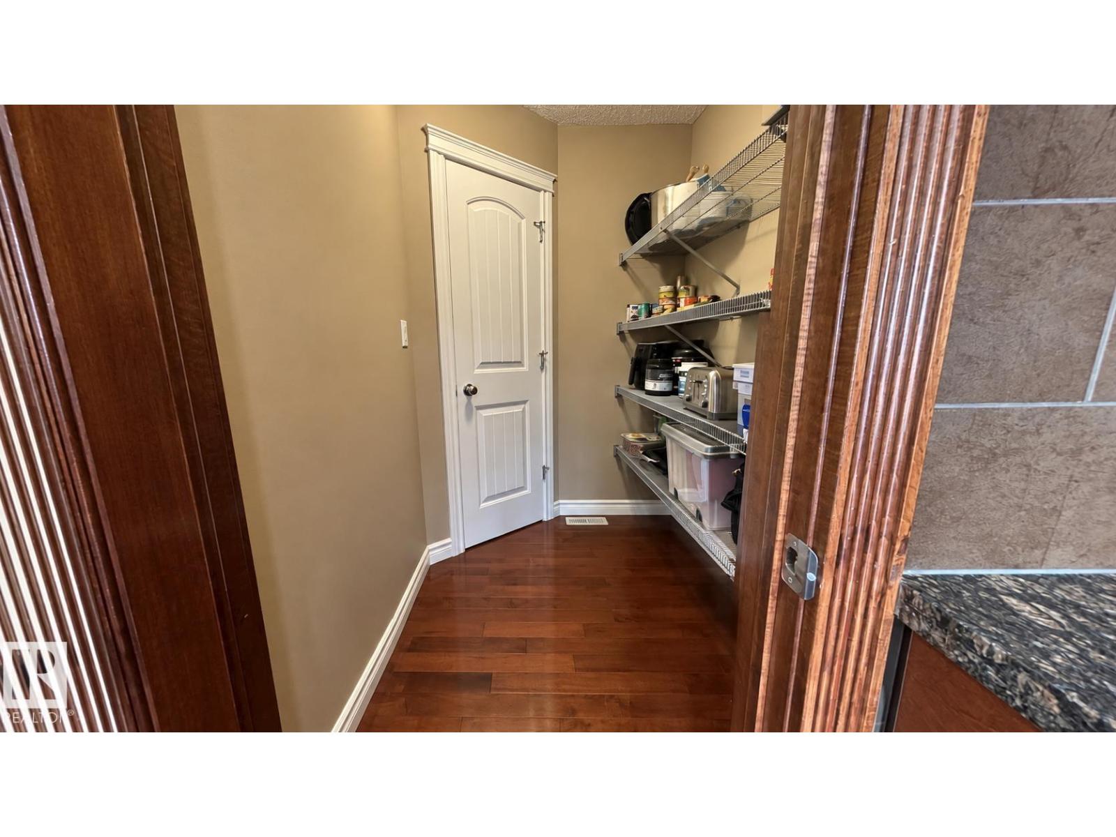 14504 141 ST NW