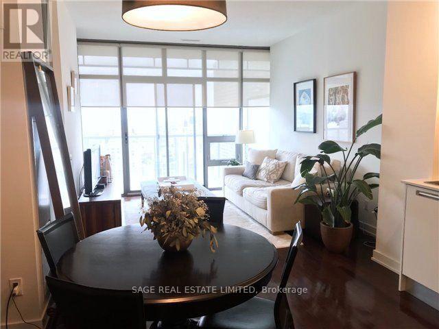 3405 - 33 CHARLES STREET E