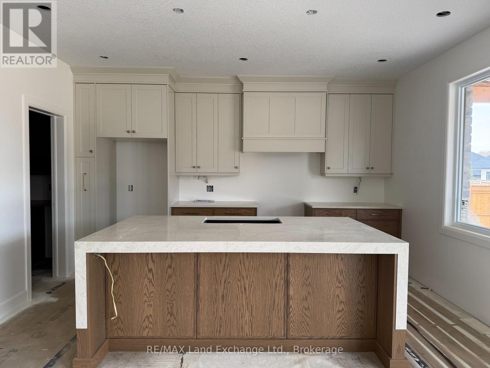 966 BOGDANOVIC WAY