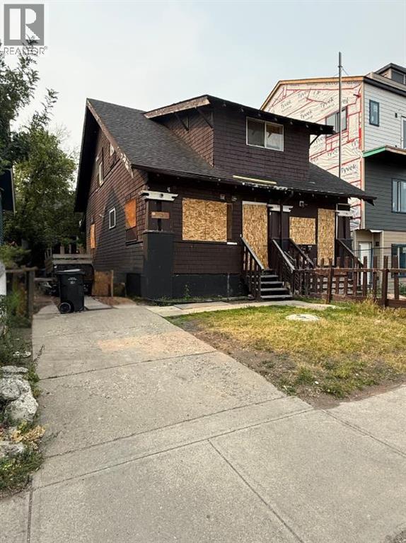 1703 12 Avenue SW