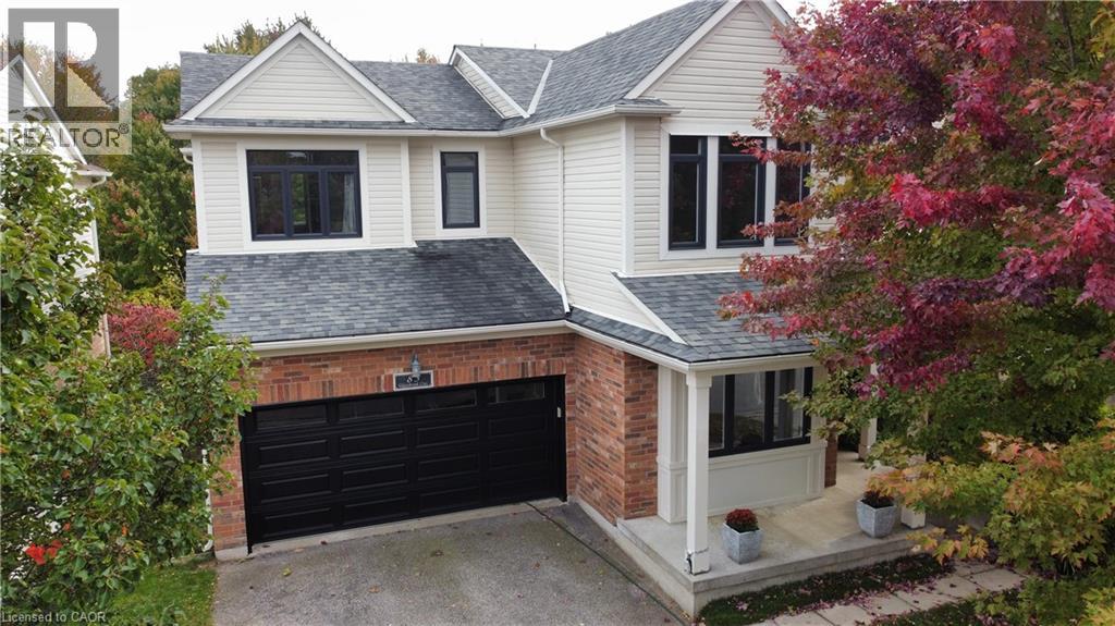 83 GLAZEBROOK Crescent