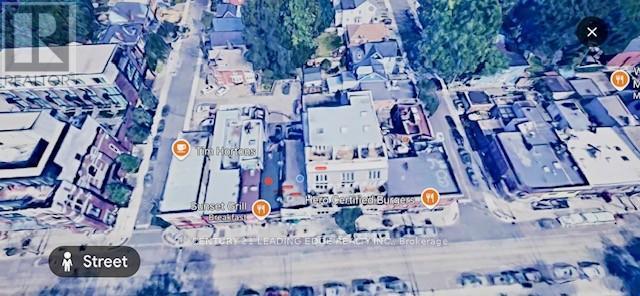 2008 QUEEN STREET E