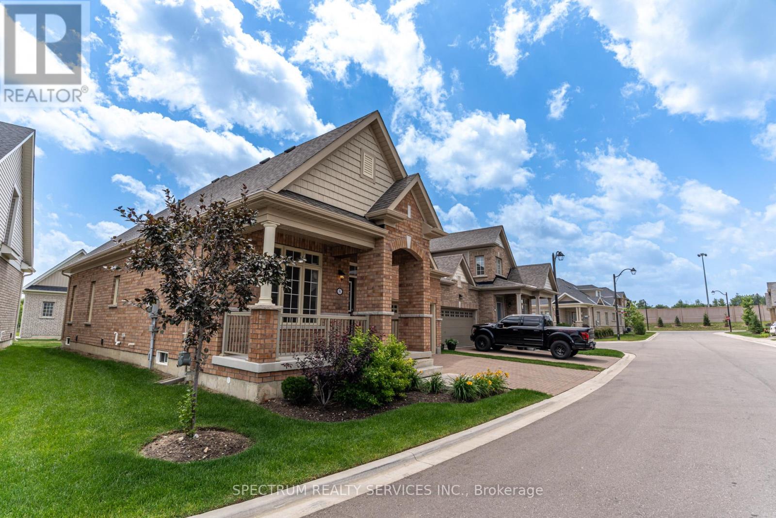 8 ABELIA STREET