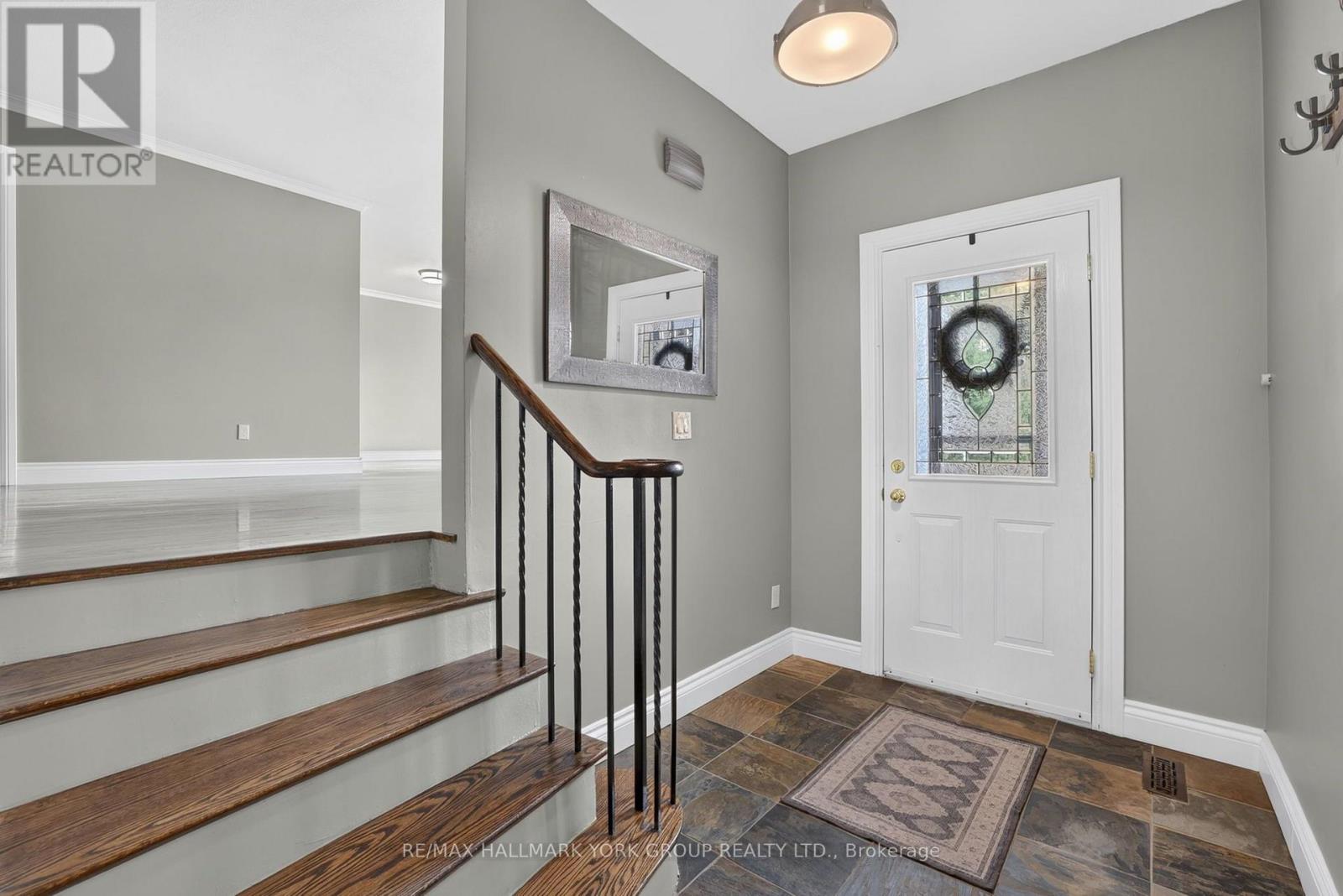 384 GLENROSE ROAD