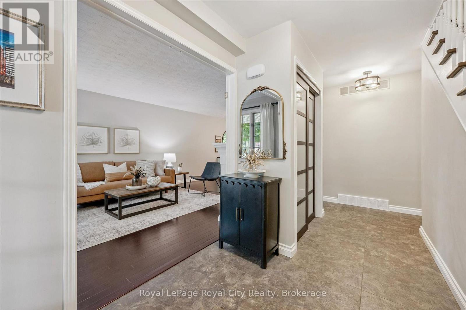 17 SUGARBUSH PLACE