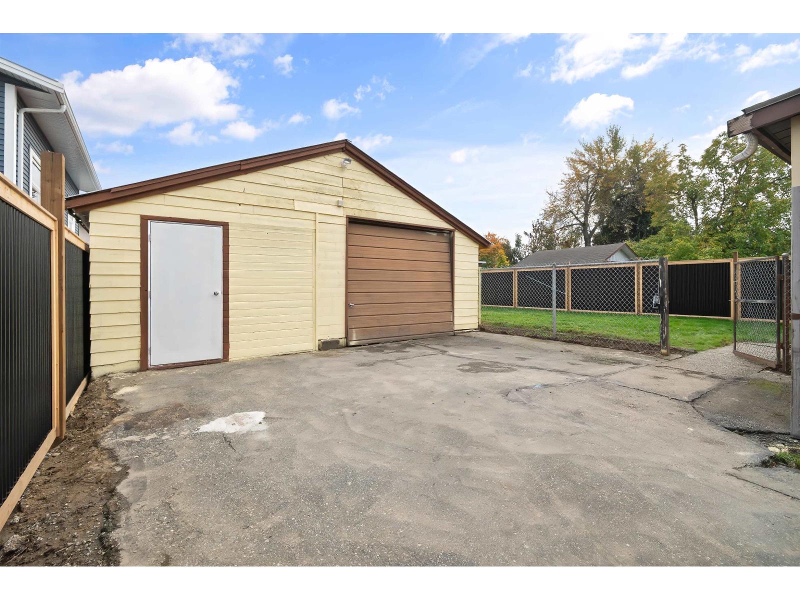 9428 MCNAUGHT ROAD, Chilliwack Proper East