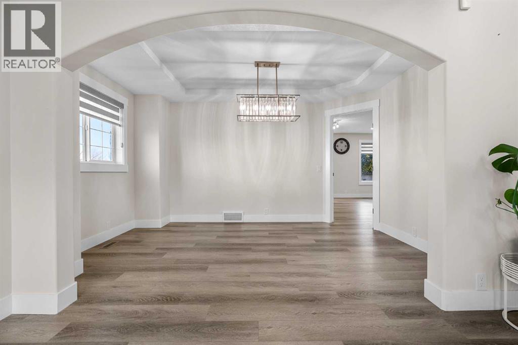 3 Coral Springs Grove NE