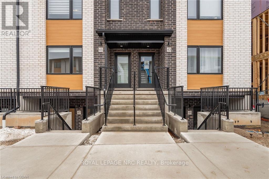 47 LILY LANE