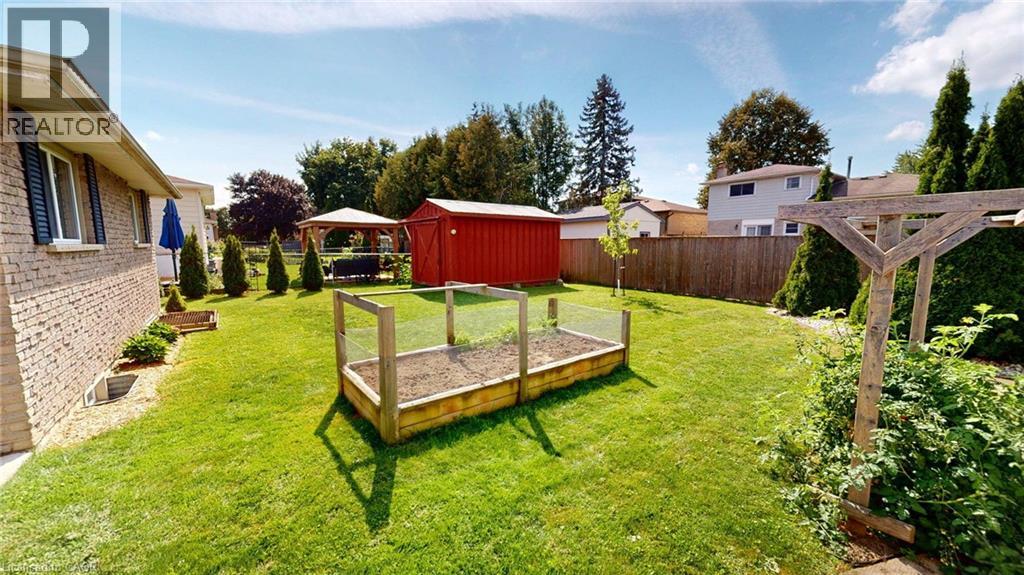 18 LARKSPUR Lane