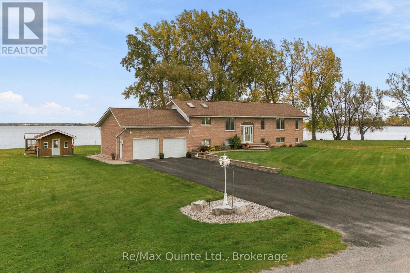 40 WALLBRIDGE CIRCLE