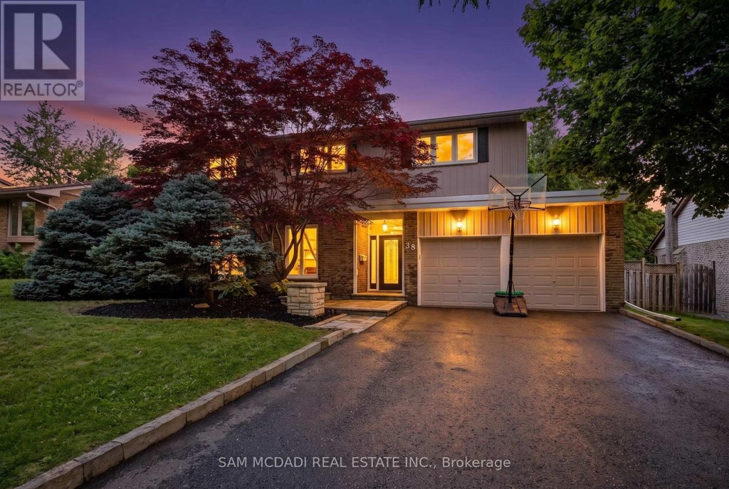 38 KENNINGHALL BOULEVARD, MISSISSAUGA (STREETSVILLE), ON L5N 1J4 - Image 4043804798.jpeg?d=l