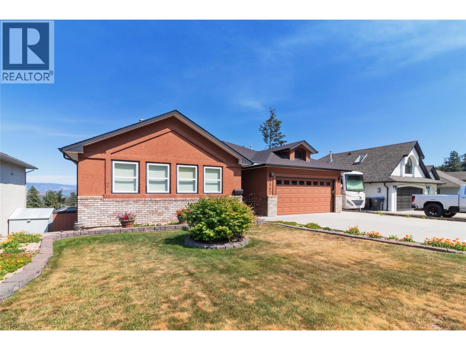 3527 Glen Eagles Drive