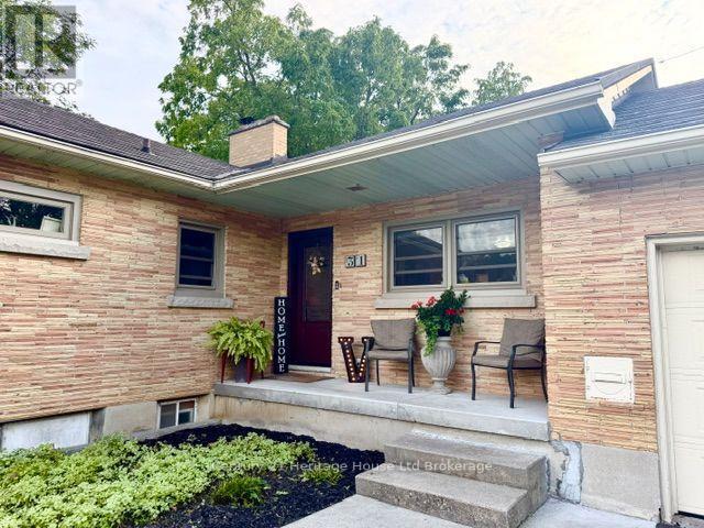 31 PARKWOOD DRIVE