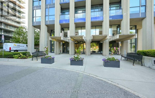 203 - 75 The Donway W, Toronto (Banbury-Don Mills), ON 4