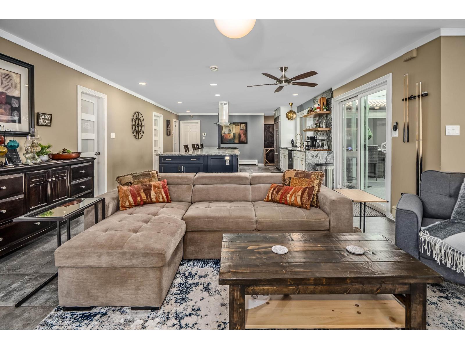 485 NAISMITH AVENUE, Harrison Hot Springs