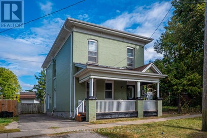 137 ALFRED STREET Brantford ON N3S 5G7