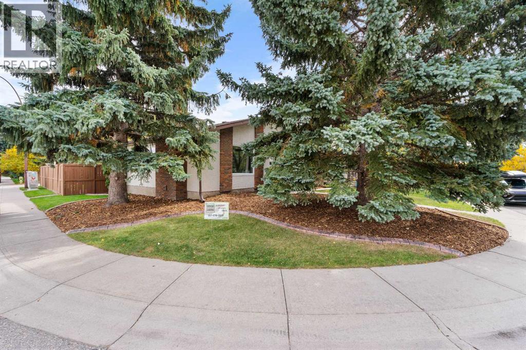 479 Bracewood Crescent SW
