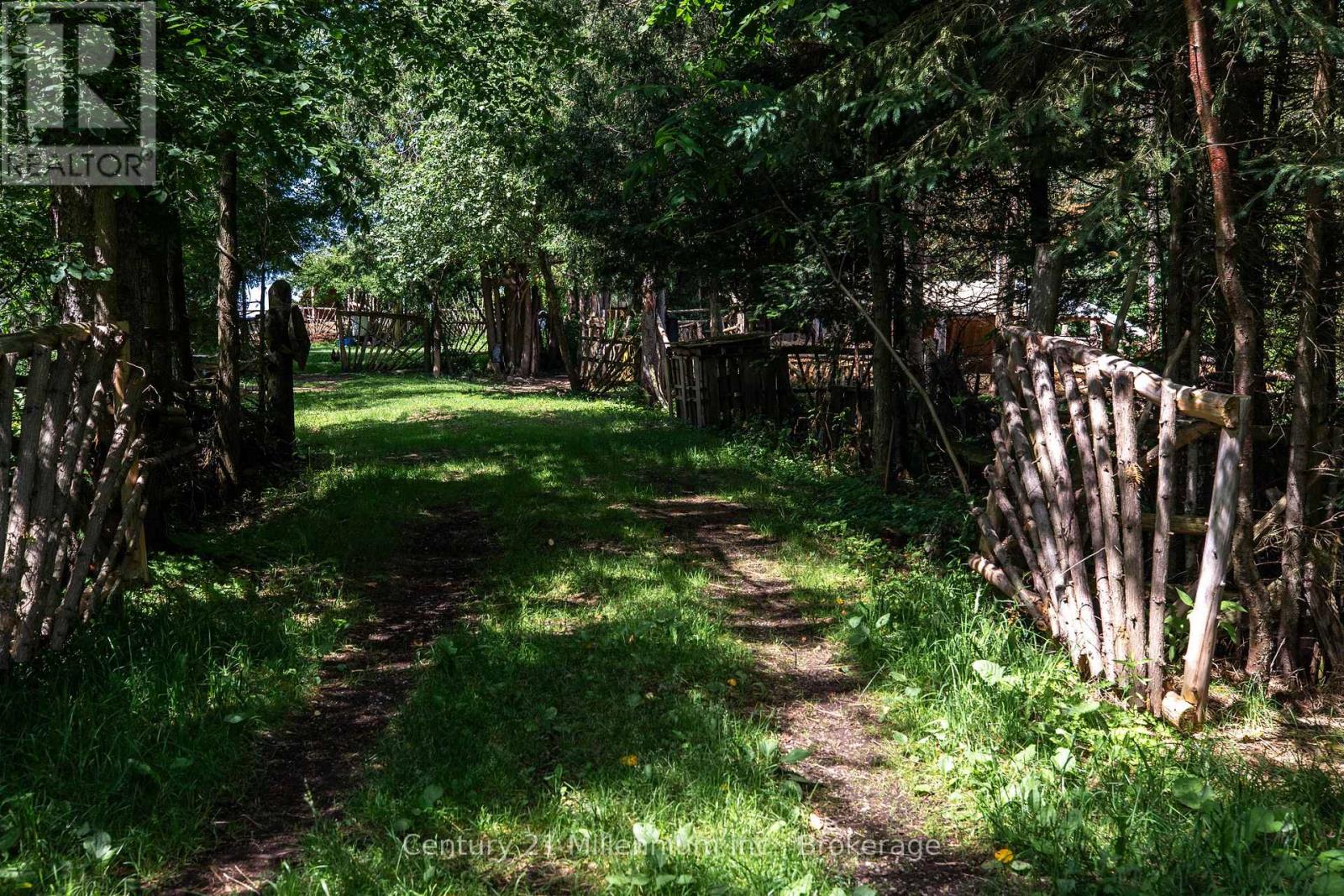 612608 SIDEROAD 61