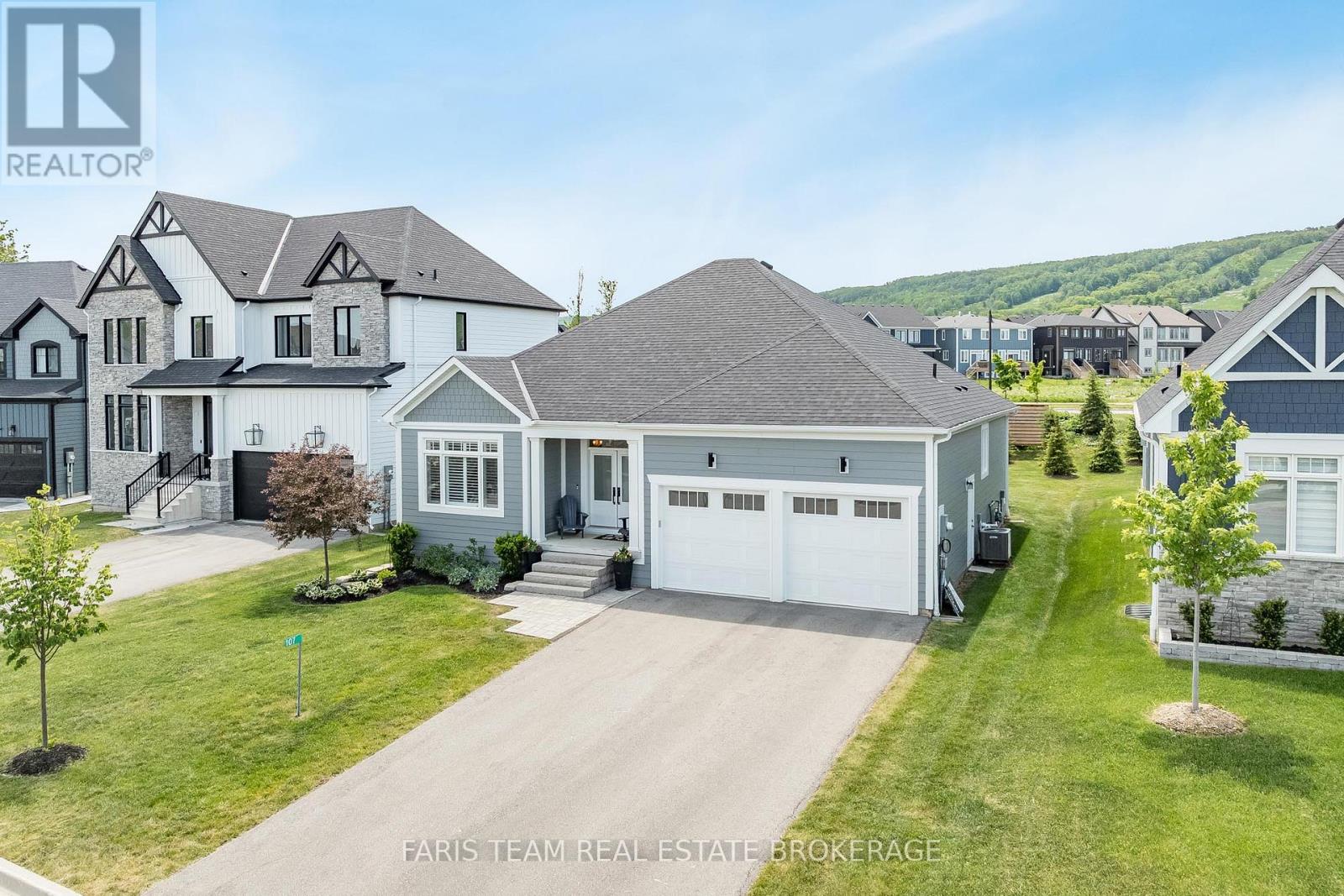 107 STILLWATER CRESCENT