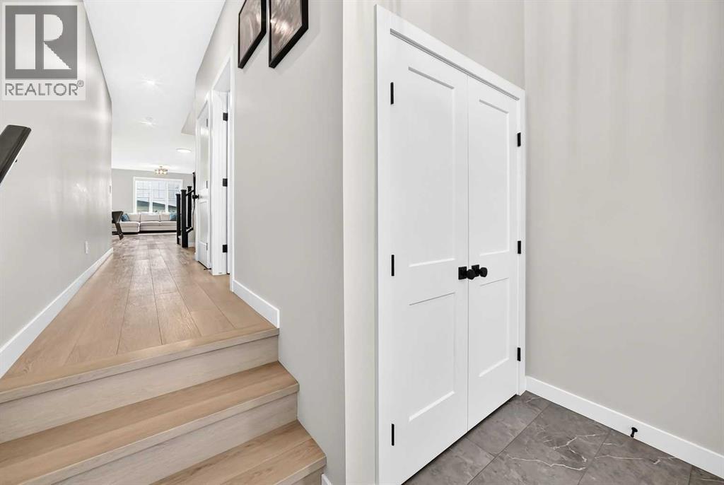 203 Greenwich Drive NW