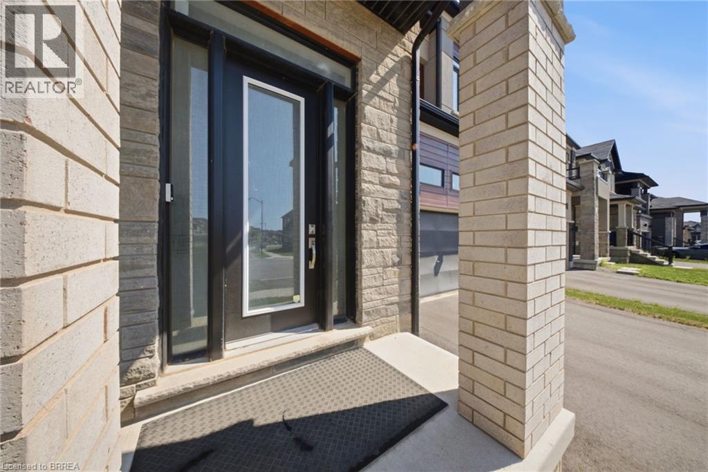 67 MACKLIN Street
