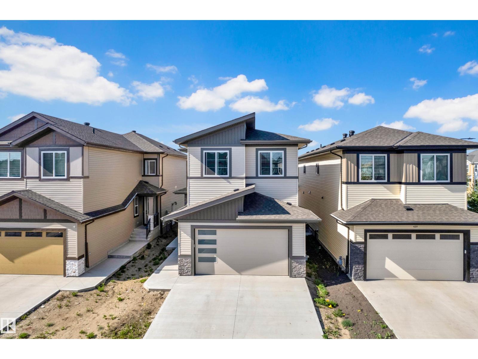 431 ROBERTS CR