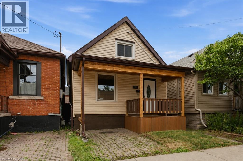 1062 CANNON Street E