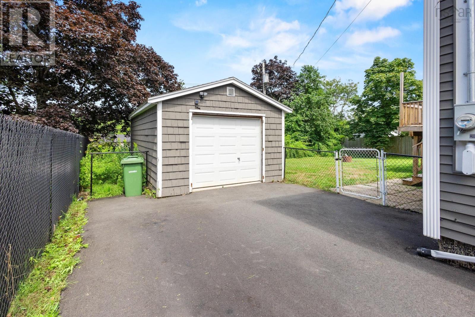 43 Candlewood Lane - Photo 2