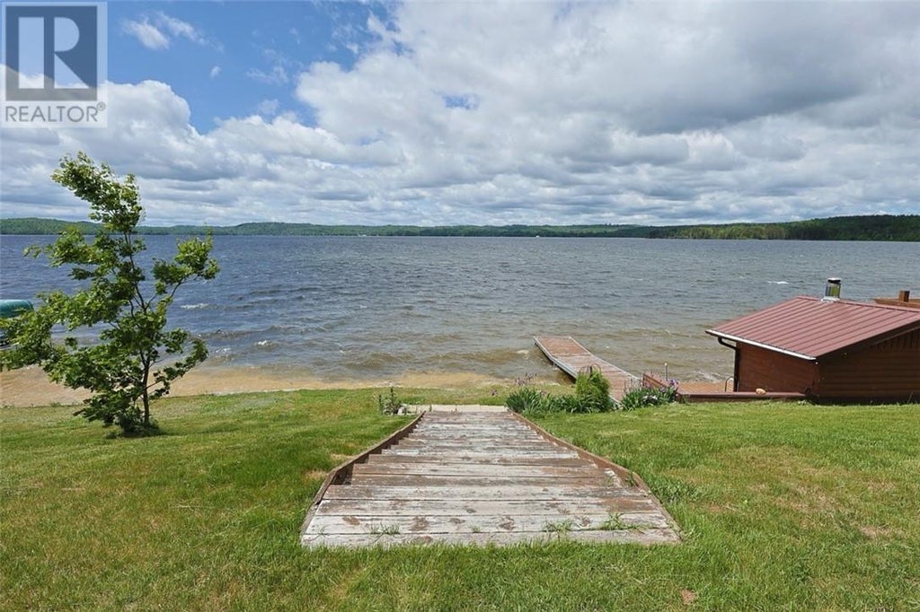 42 ELK'S CLUB ROAD, ONAPING, ON P0M 2R0 - Image 207736411.jpeg?d=l