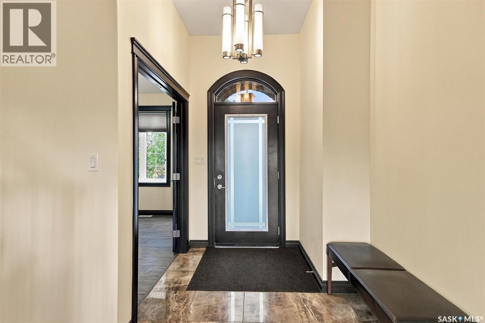 323 Hastings LANE