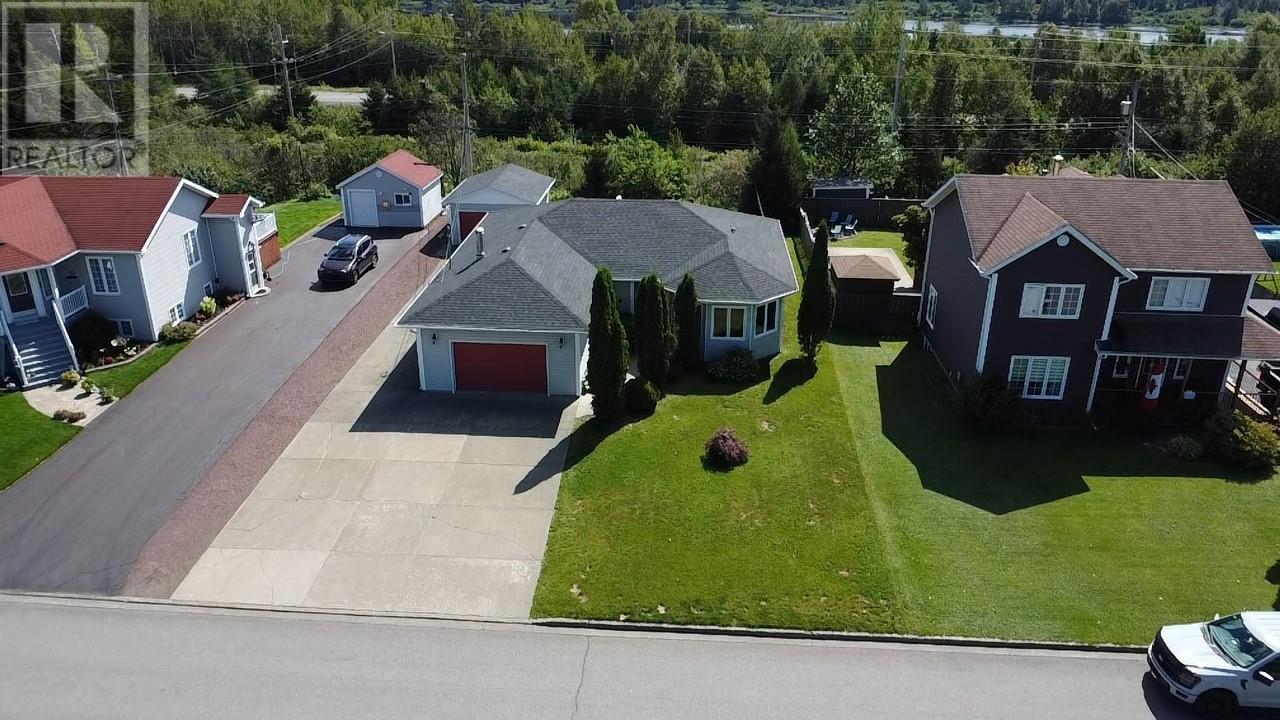 8 Harmsworth Drive
