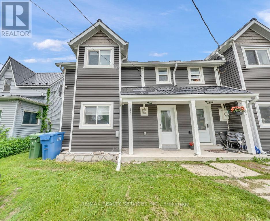 123 MAIN STREET W