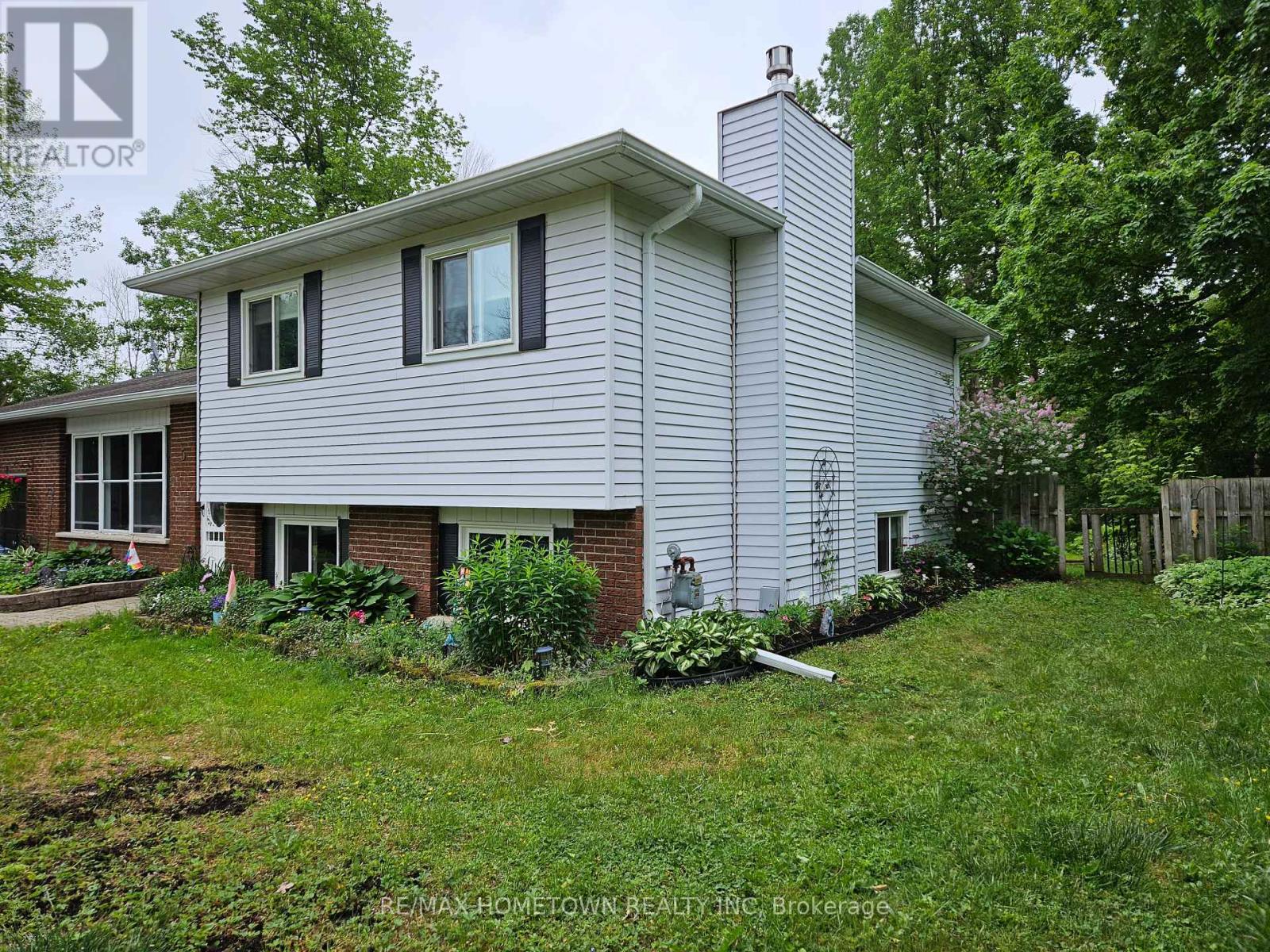 5 MEIKLE DRIVE