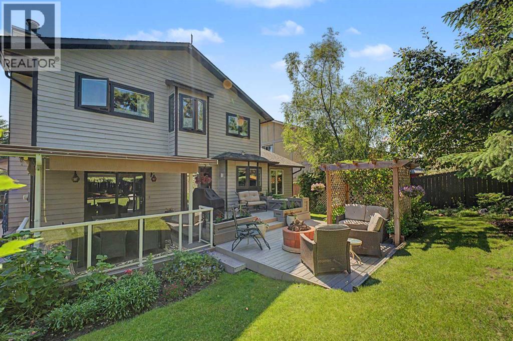 75 Deerbrook Road SE