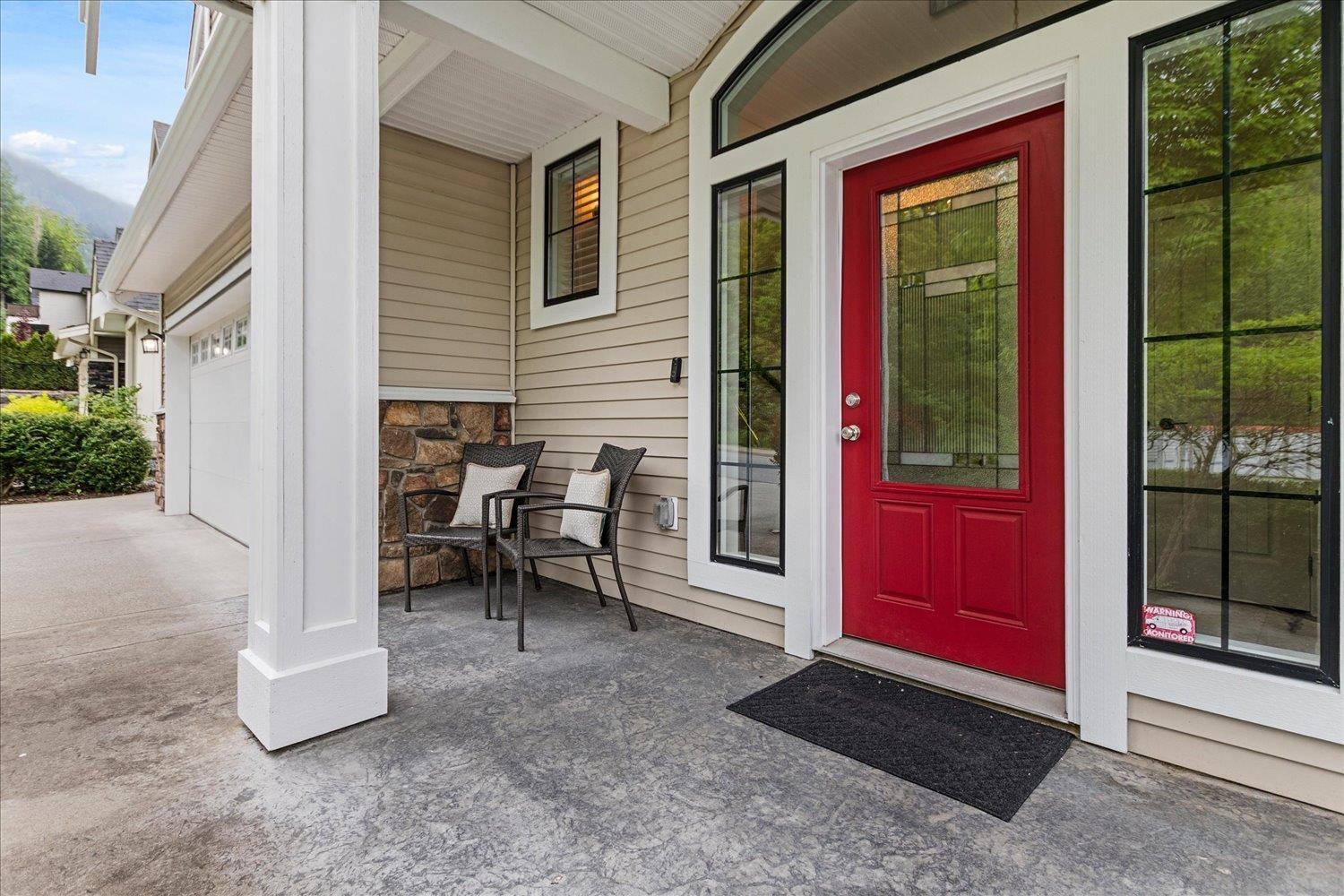7377 RAMSAY PLACE, Eastern Hillsides