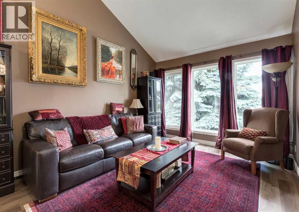 492 Silvergrove Gardens NW