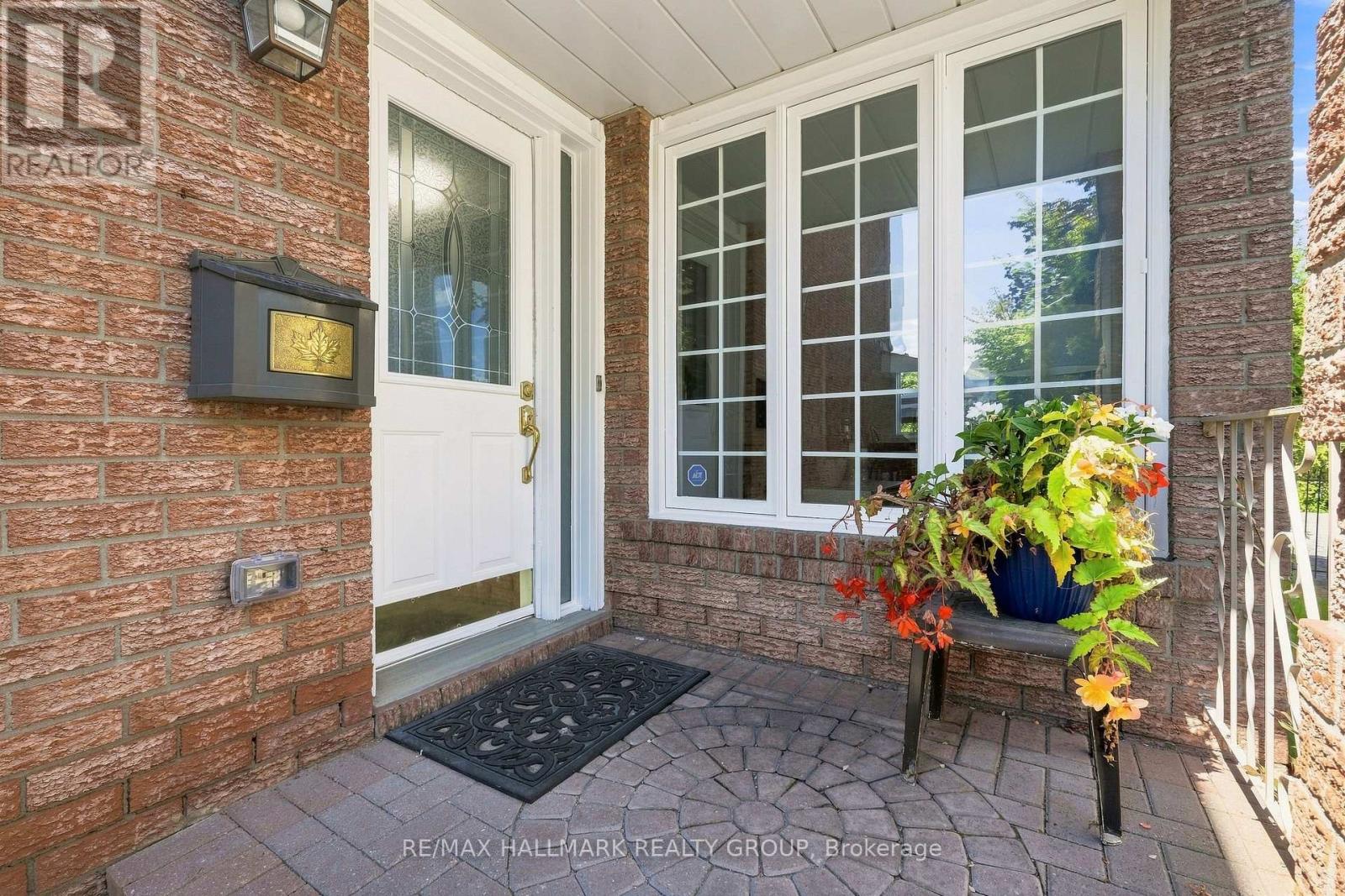 609 TOURELLE DRIVE