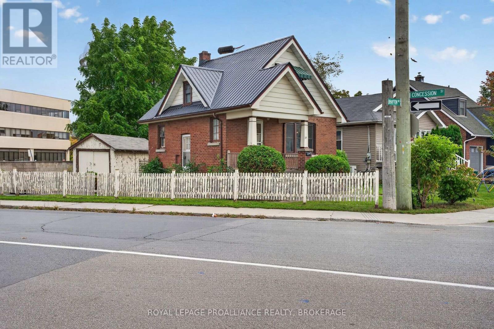 27 DRAYTON AVENUE