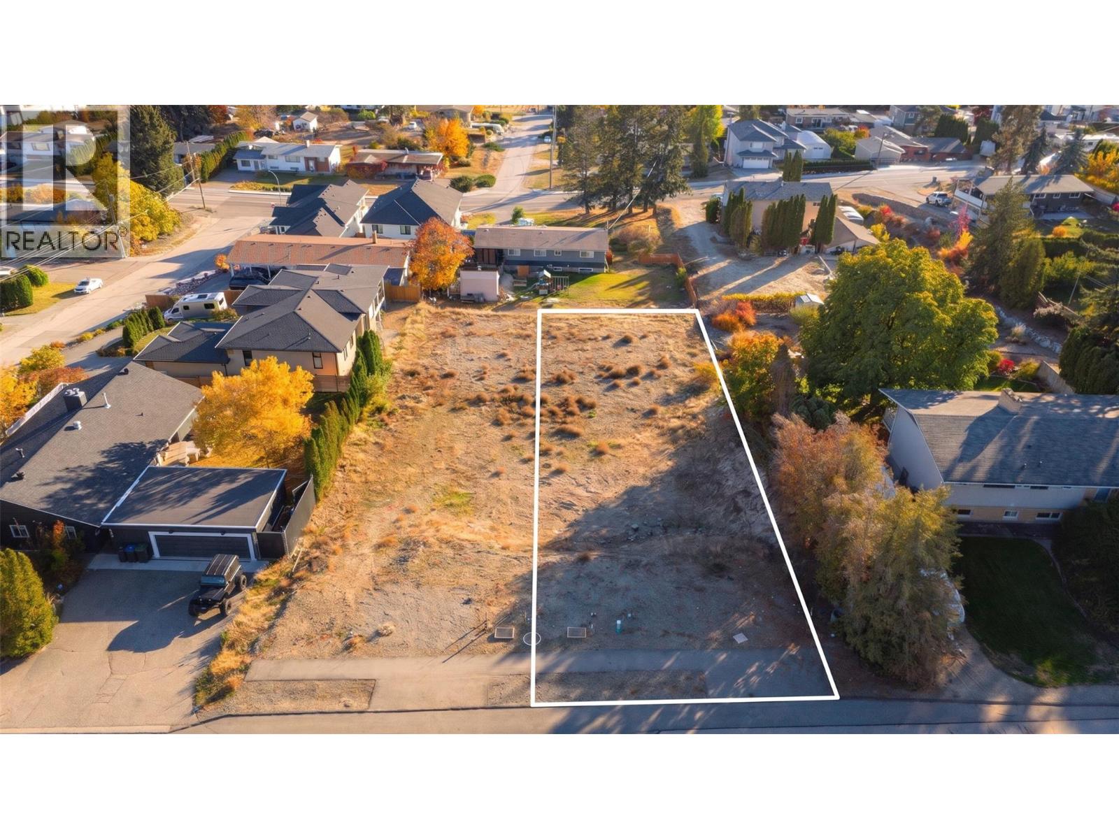950 Skyline Road