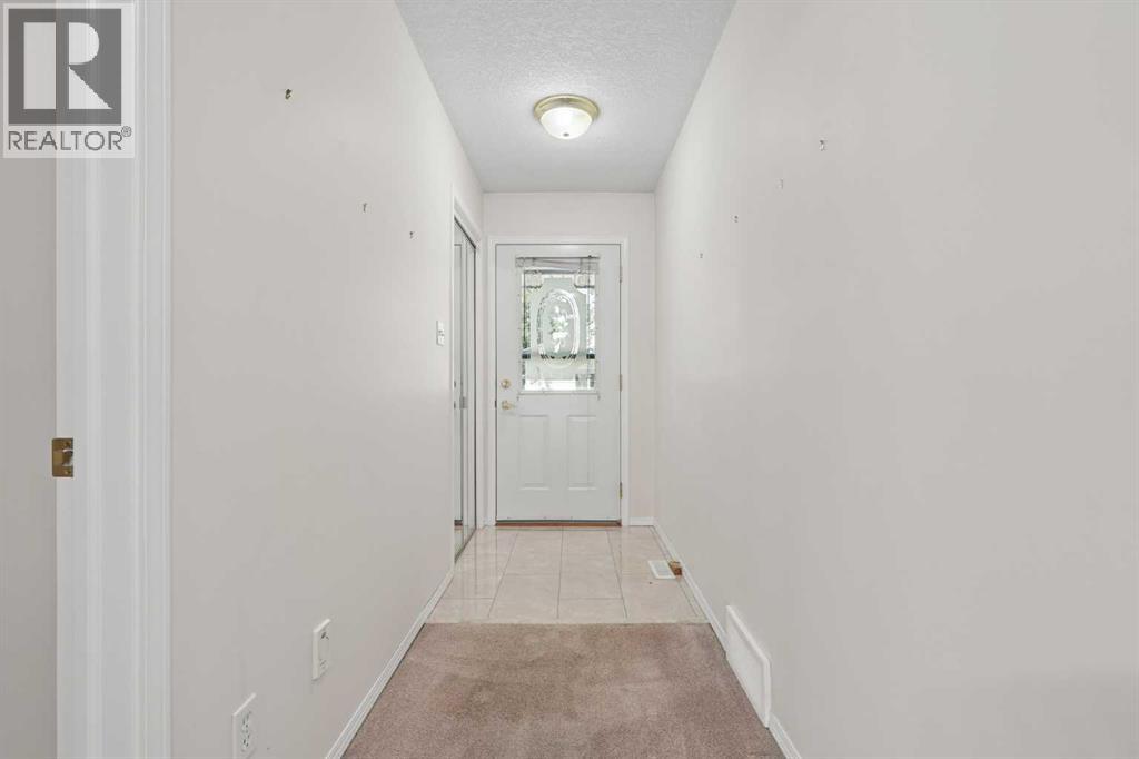 12, 100 Fairmont Boulevard S