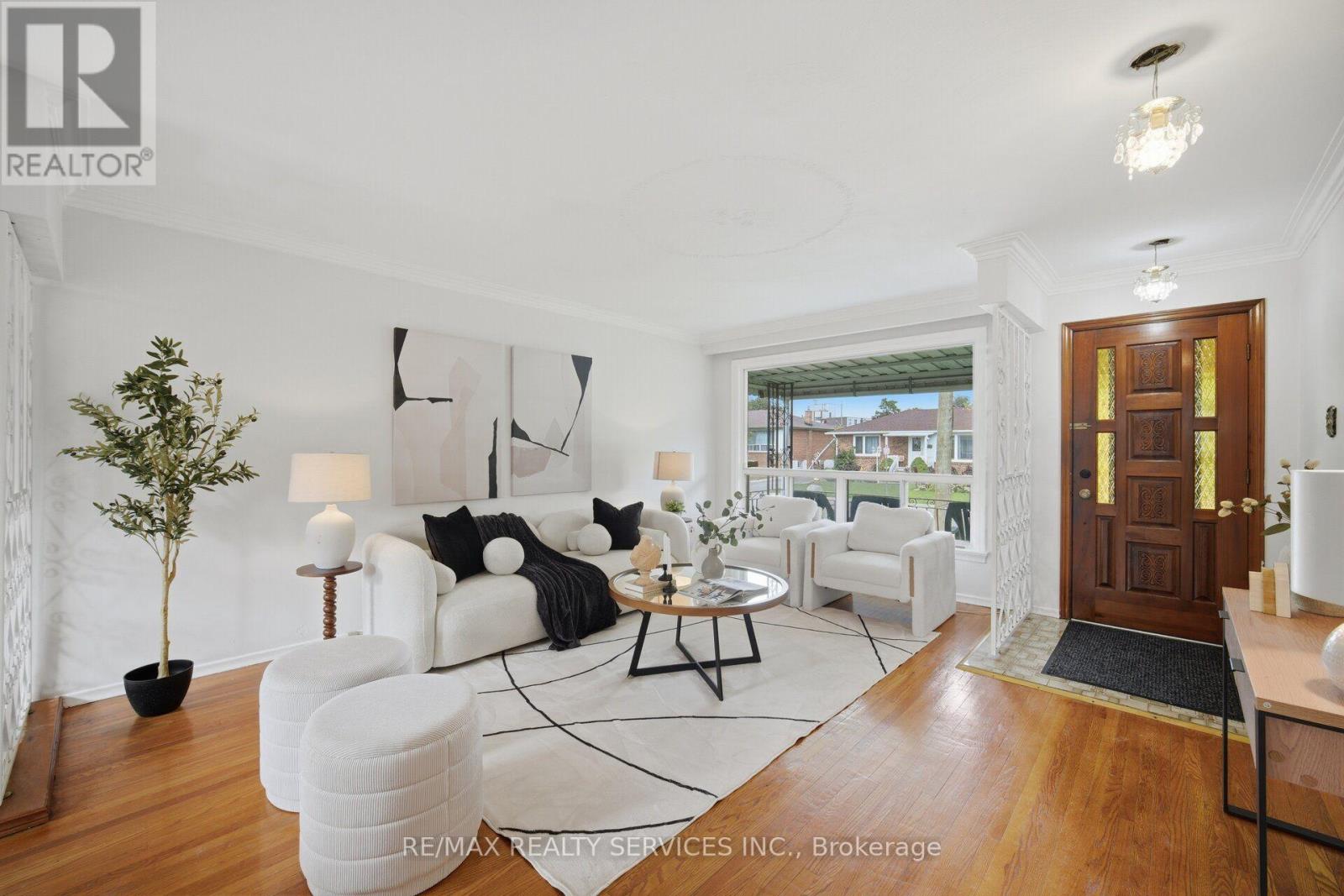 27 EDGEMONT DRIVE