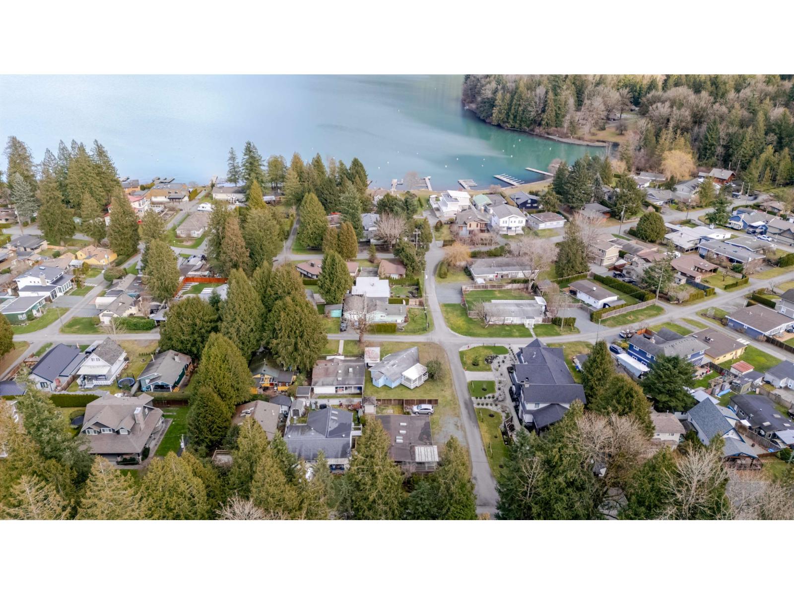1876 VERA ROAD, Cultus Lake South