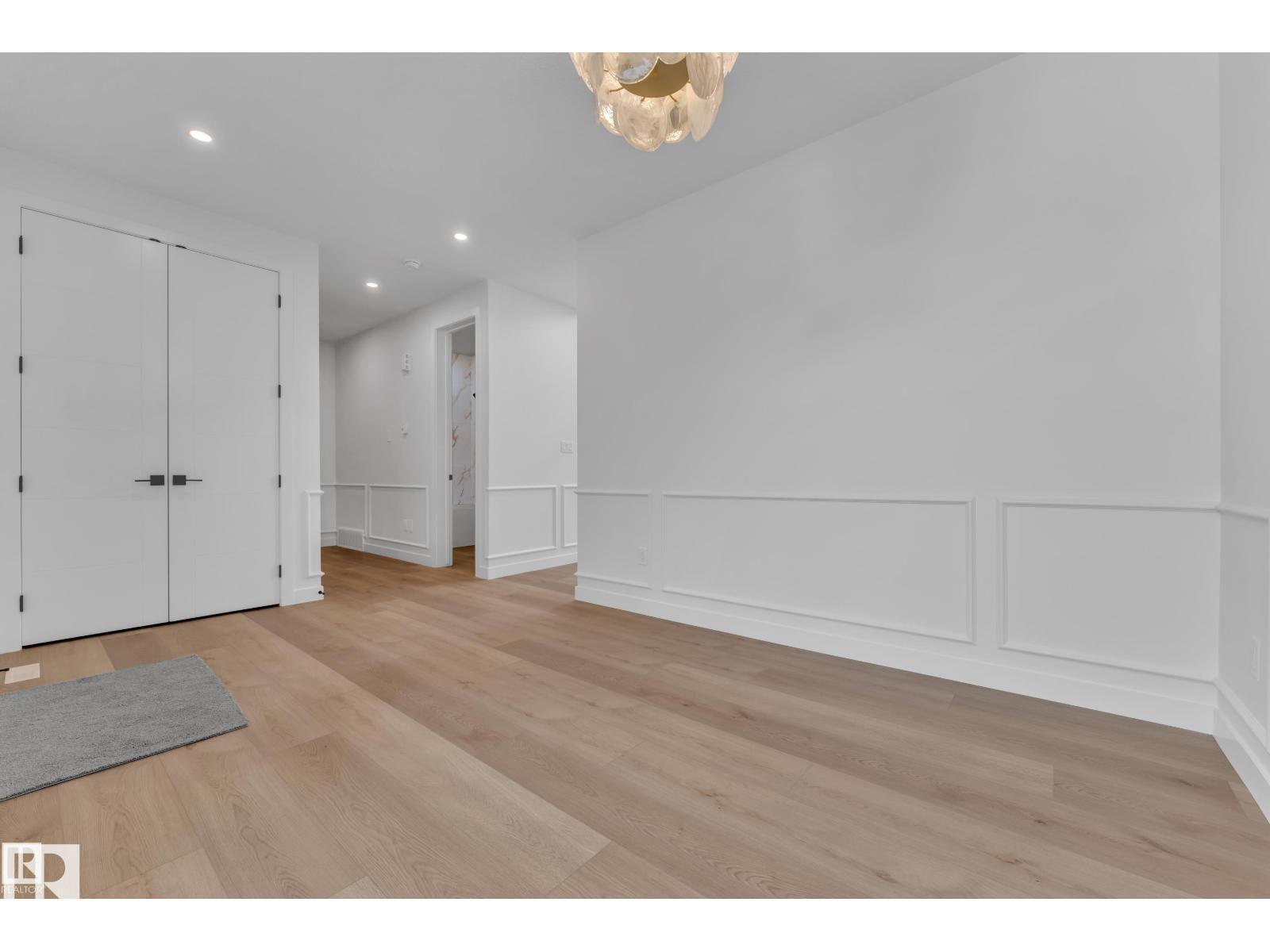 159 Graybriar DR