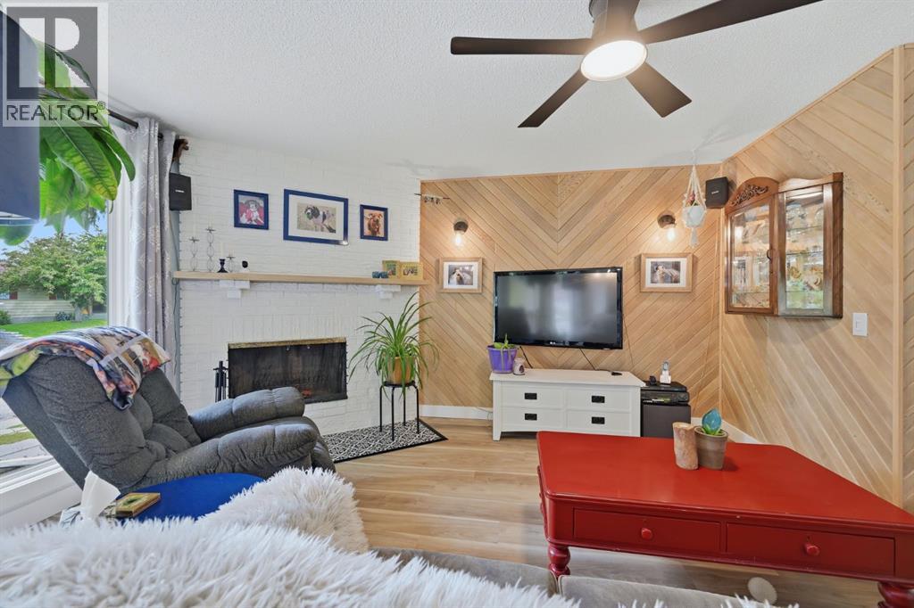 3016 Cedar Ridge Drive SW