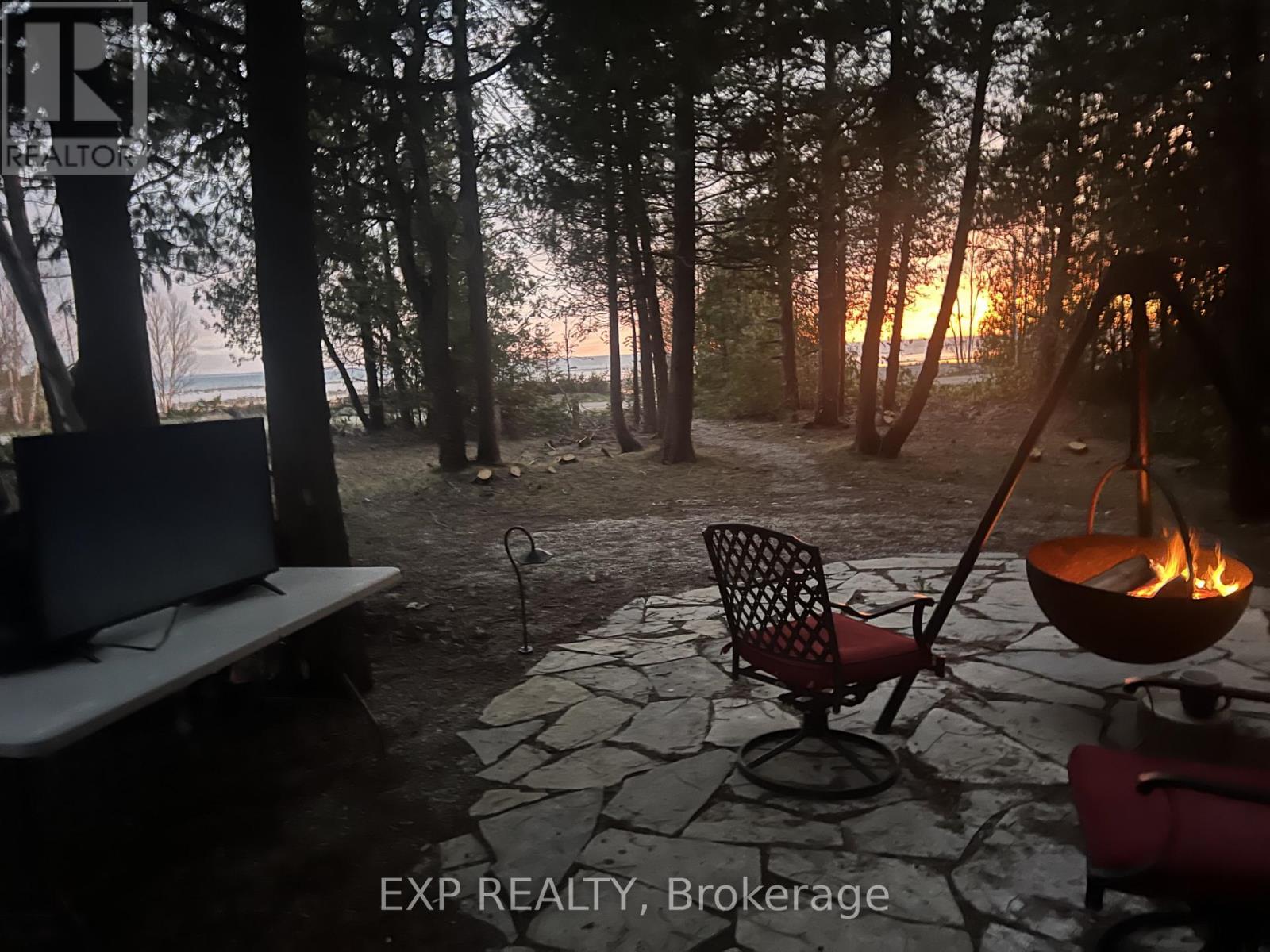 246 SUNSET DRIVE