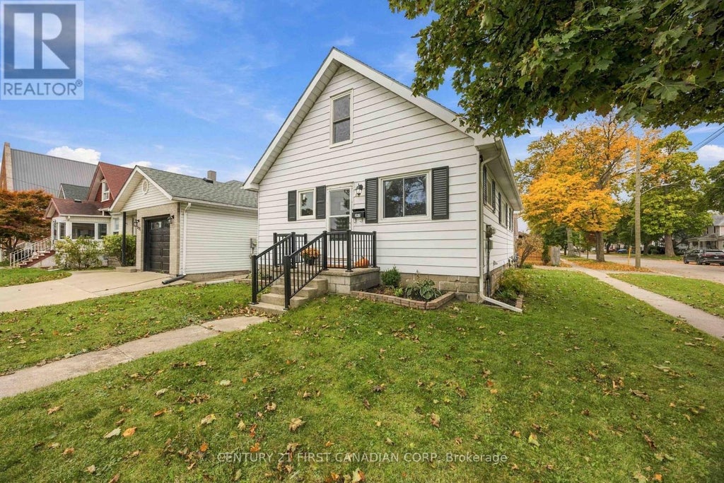 353 TALFOURD STREET, SARNIA, ON N7T 1R1 - Image 2018604588.jpeg?d=l