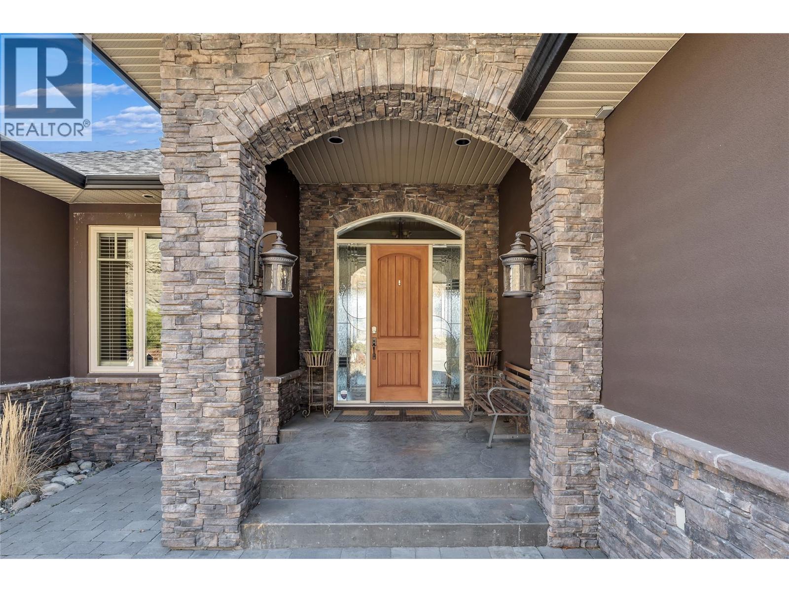 1487 Pinot Gris Drive