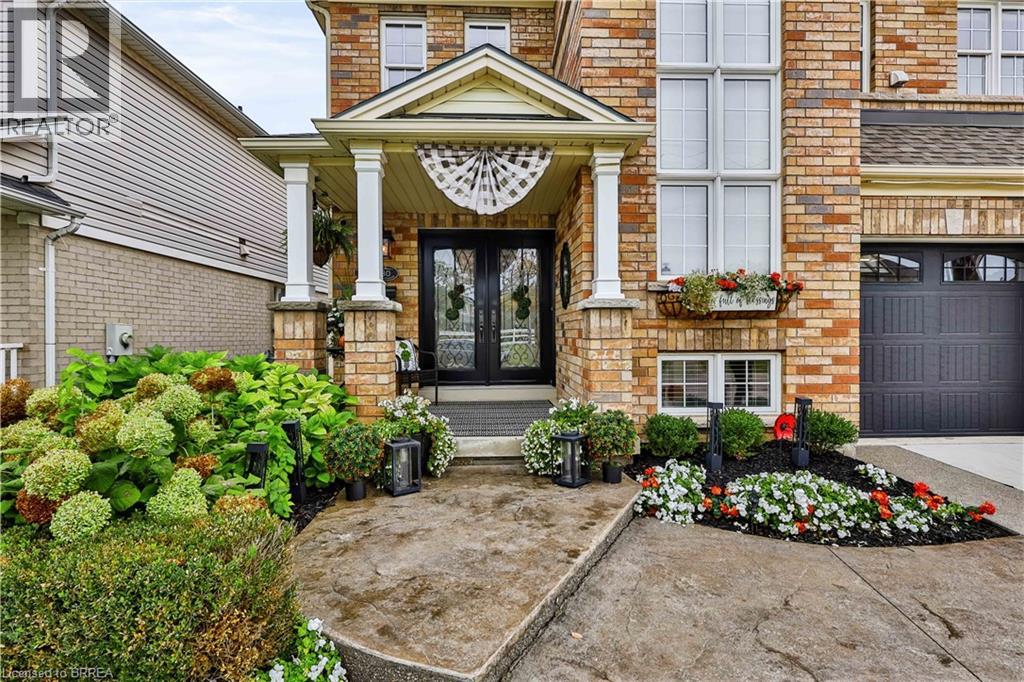 30 WALDIE Crescent