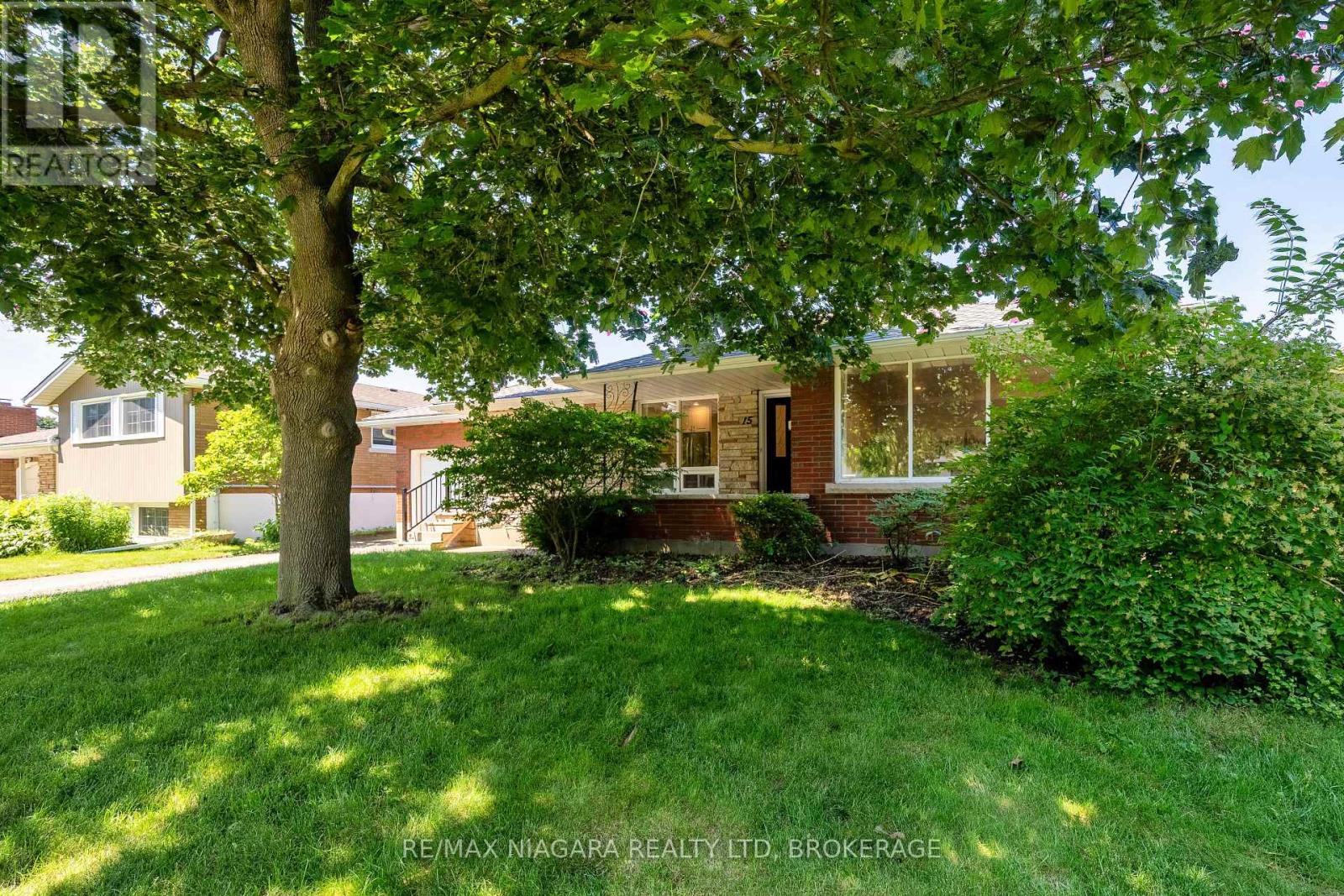 15 SPRINGBANK DRIVE