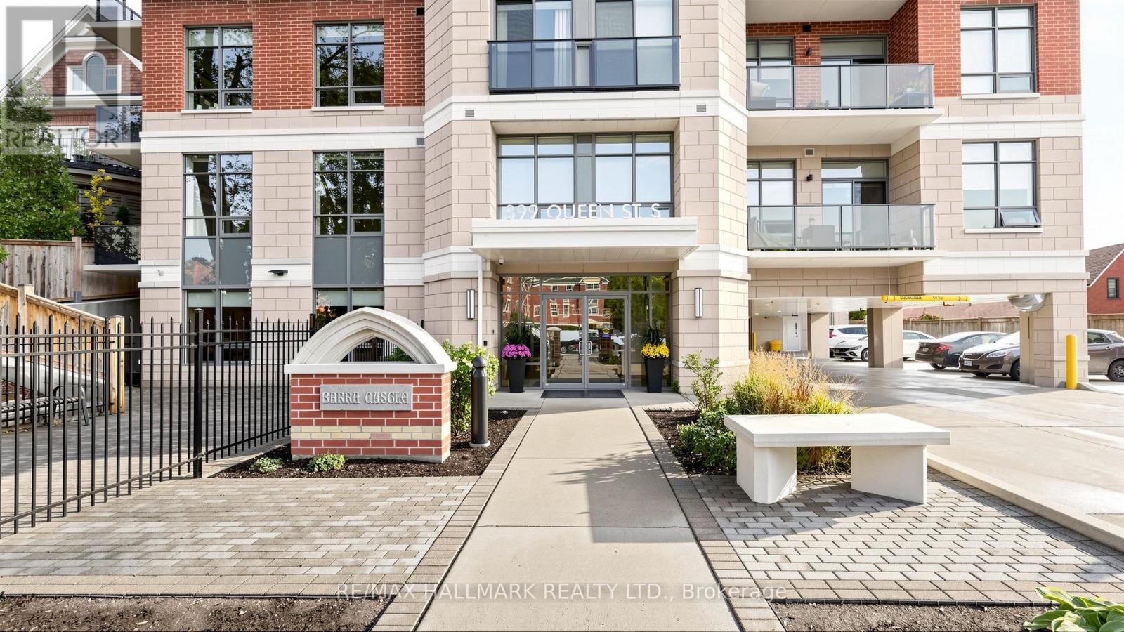 414 - 399 QUEEN STREET S